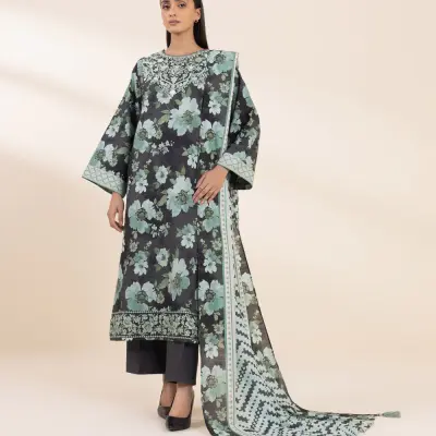 3Pc Embroidered Khaddar Suit